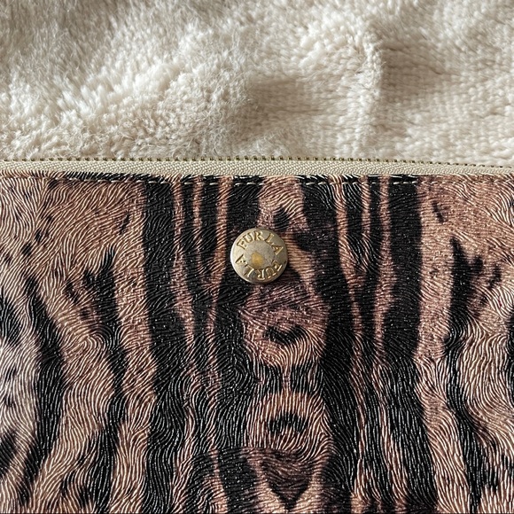 Furla leopard print large wallet - Picture 5 of 8